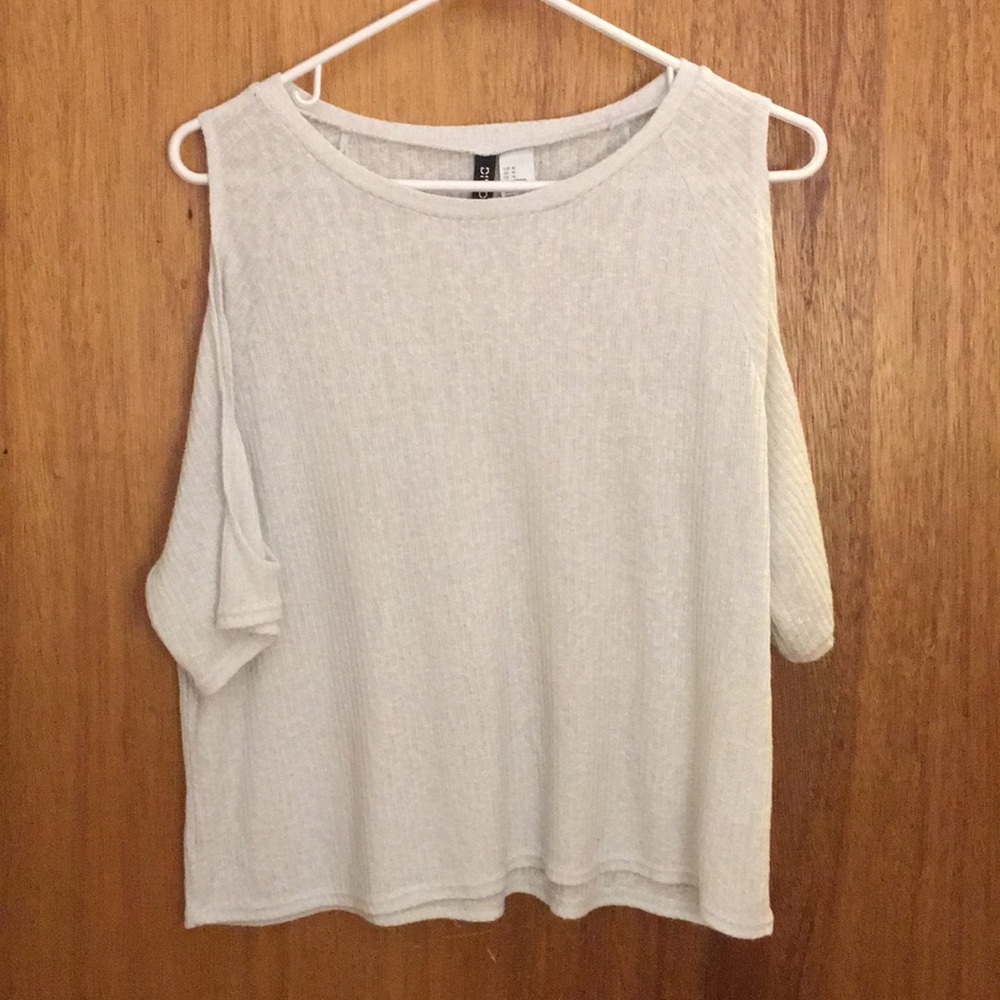 Cold shoulder top
